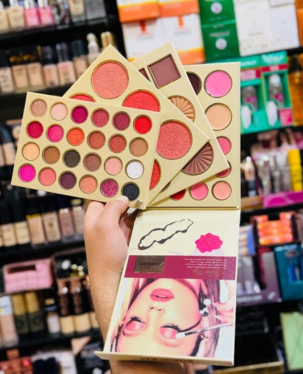 ⁦دفتر المكياج الشامل من SheGlam – جمالك في صفحة*🤩⁩ - الصورة ⁦4⁩