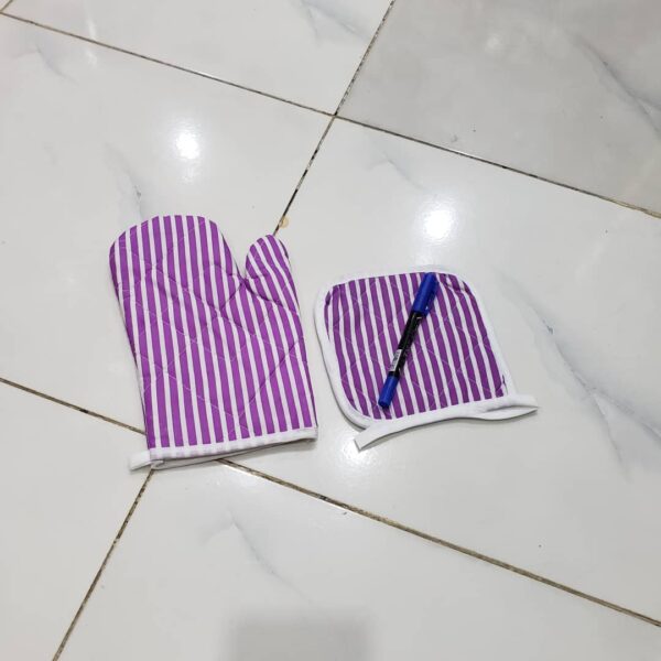⁦🔥 **قفاز الفرن مع حامل قماشي مقاوم للحرارة** 🍞⁩ - الصورة ⁦4⁩