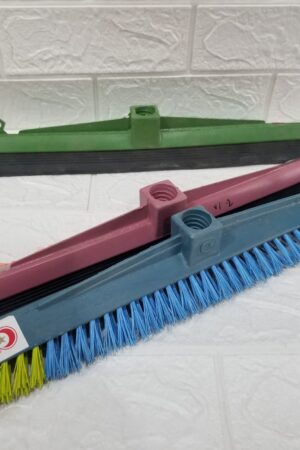 مساحات بلاط  بفرشاه مع العصا